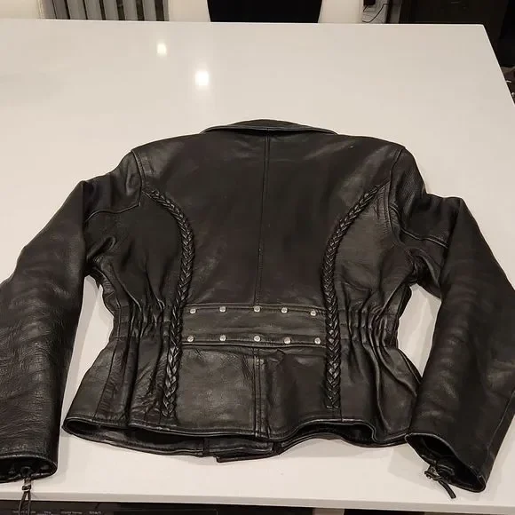 Gorgeous black leather motorcycle jacket size M with braided detail! - Picture 7 of 10